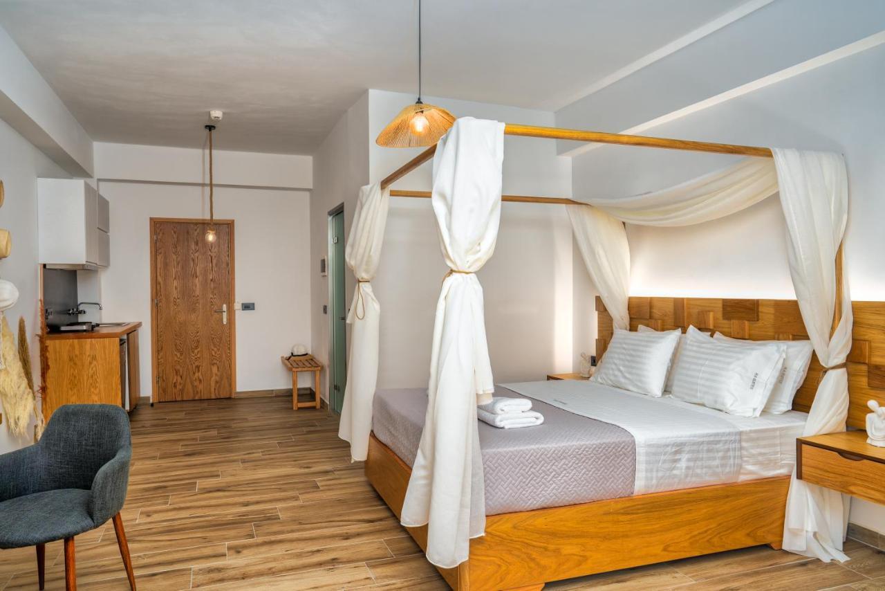 Aparthotel Amoudi Studios Apartments Hotel 3*