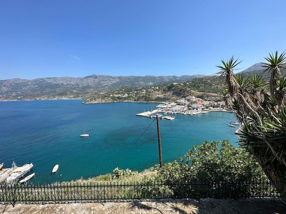 Kofinas Holiday home