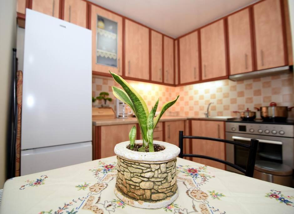 Holiday home Plataneli House *
