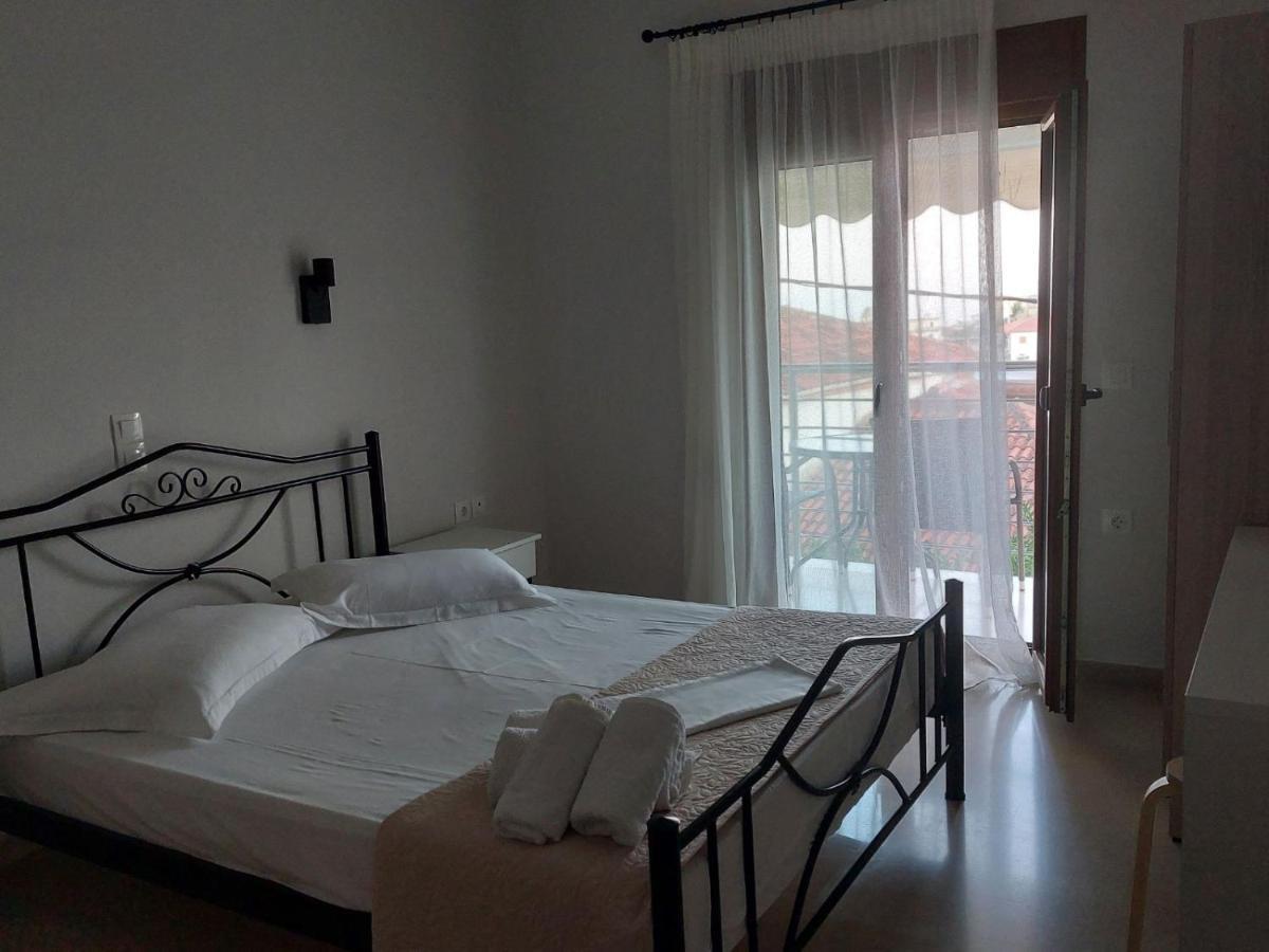 Apartment Iraklis *