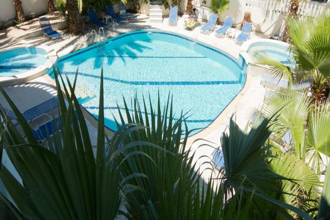 Aparthotel White Palace