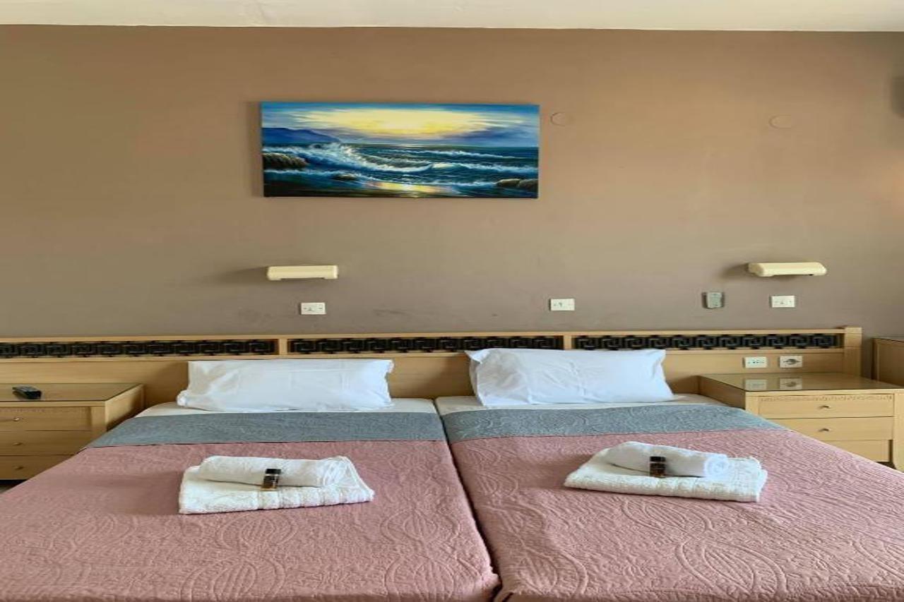 White Palace Aparthotel