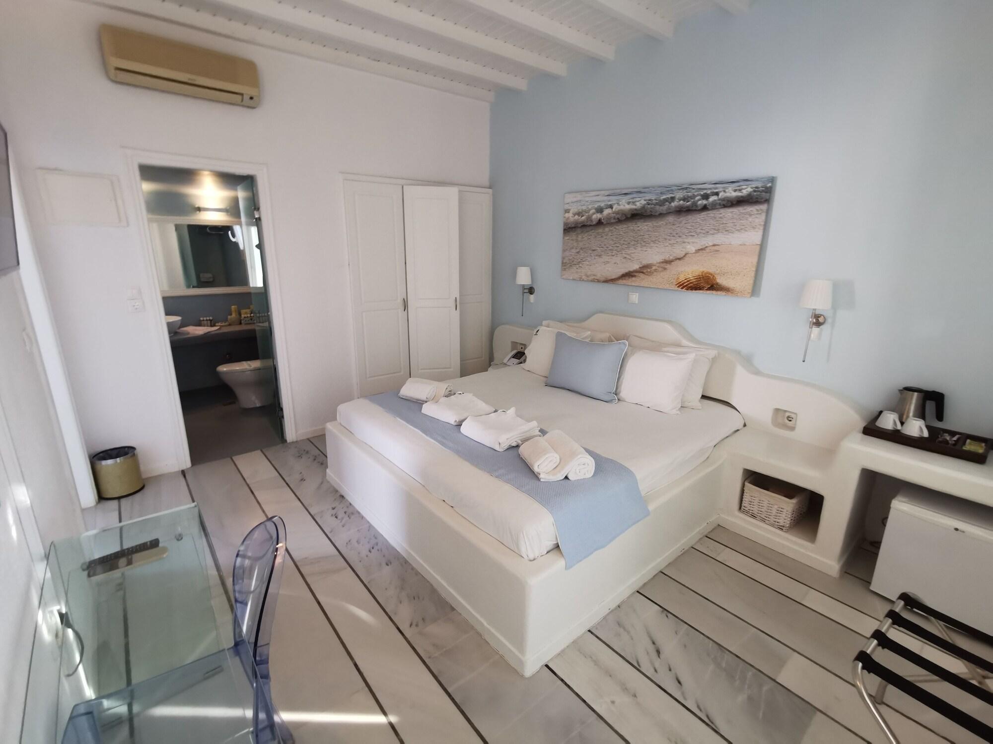 Numo Mykonos Boutique Kalafatis