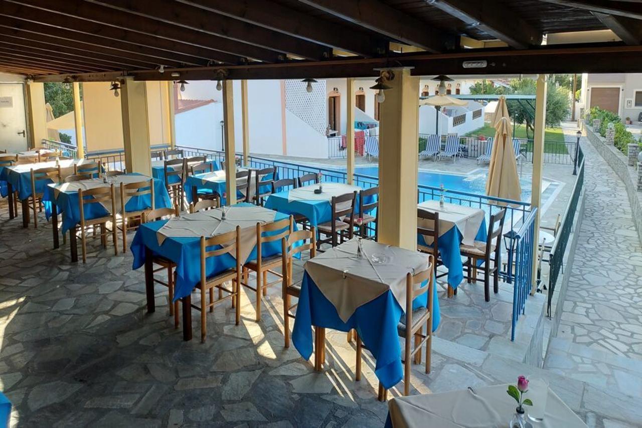 Aparthotel Apartmets Sunwaves 2*