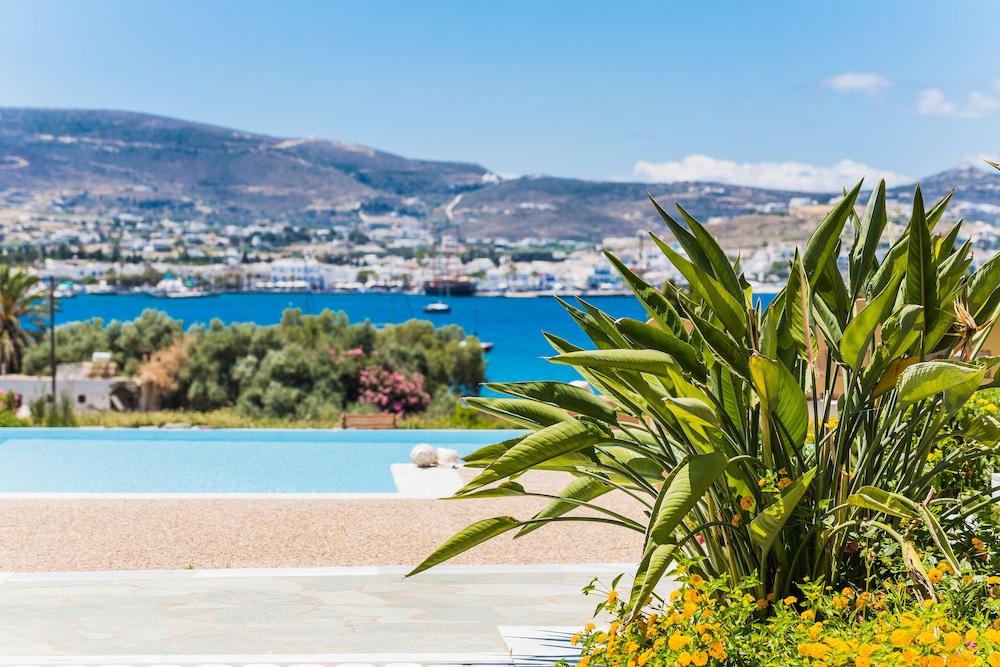 Roses 2* Parikia (Paros)