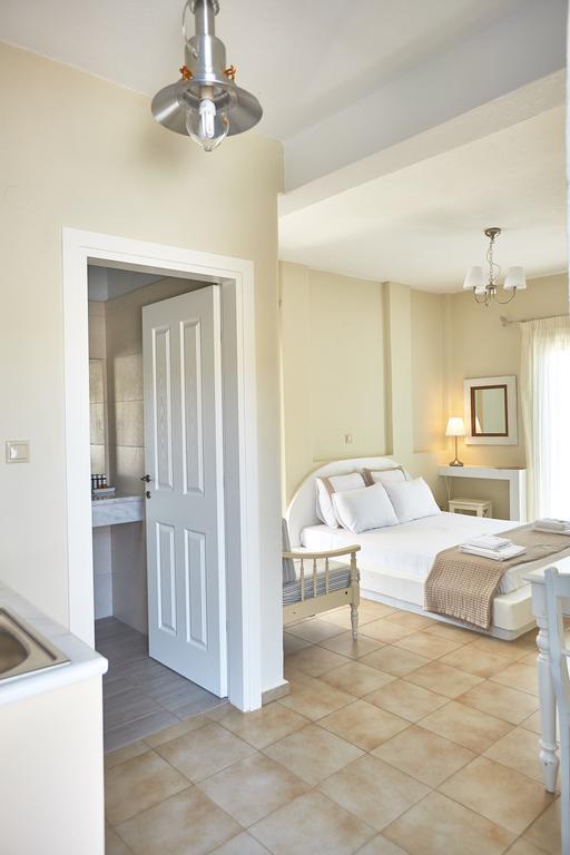Aelia Apartment Agios Petros (Andros)