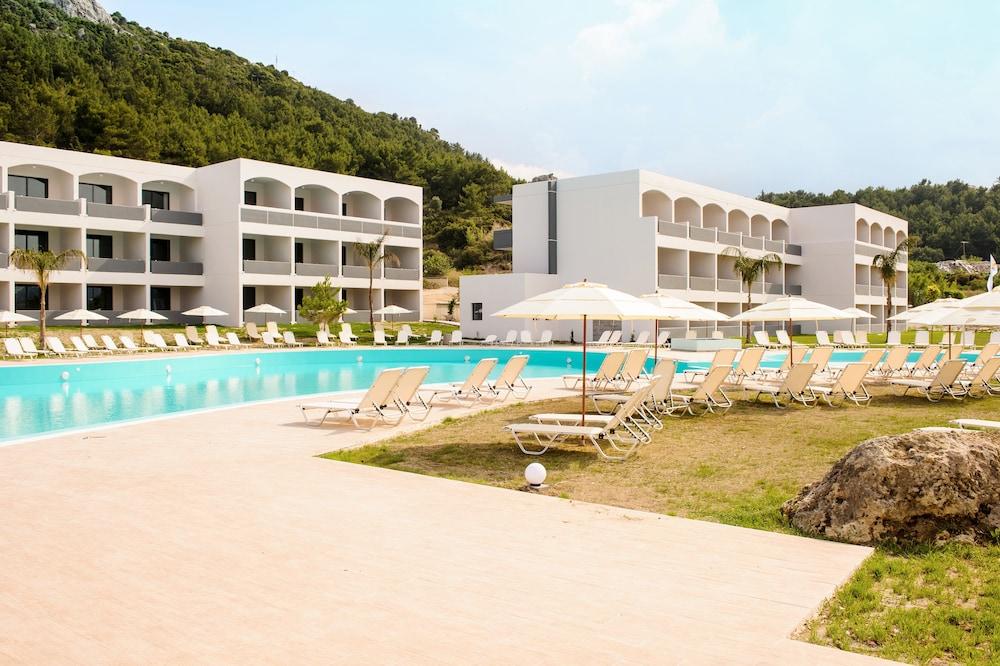 Hotel Evita Resort Hotel 4*