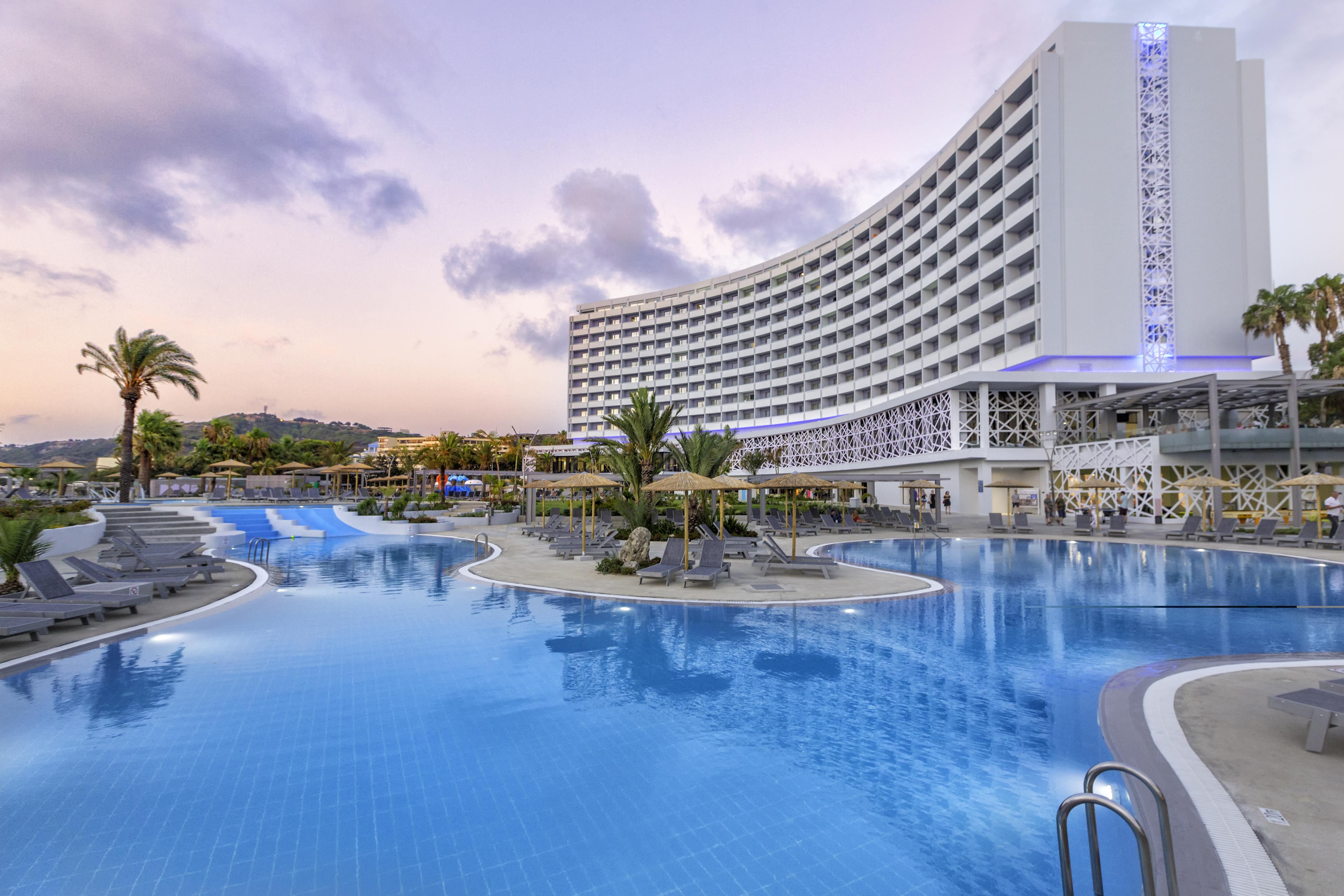 Akti Imperial Deluxe & Dolce By Wyndham 5* Ixia (Rhodes)