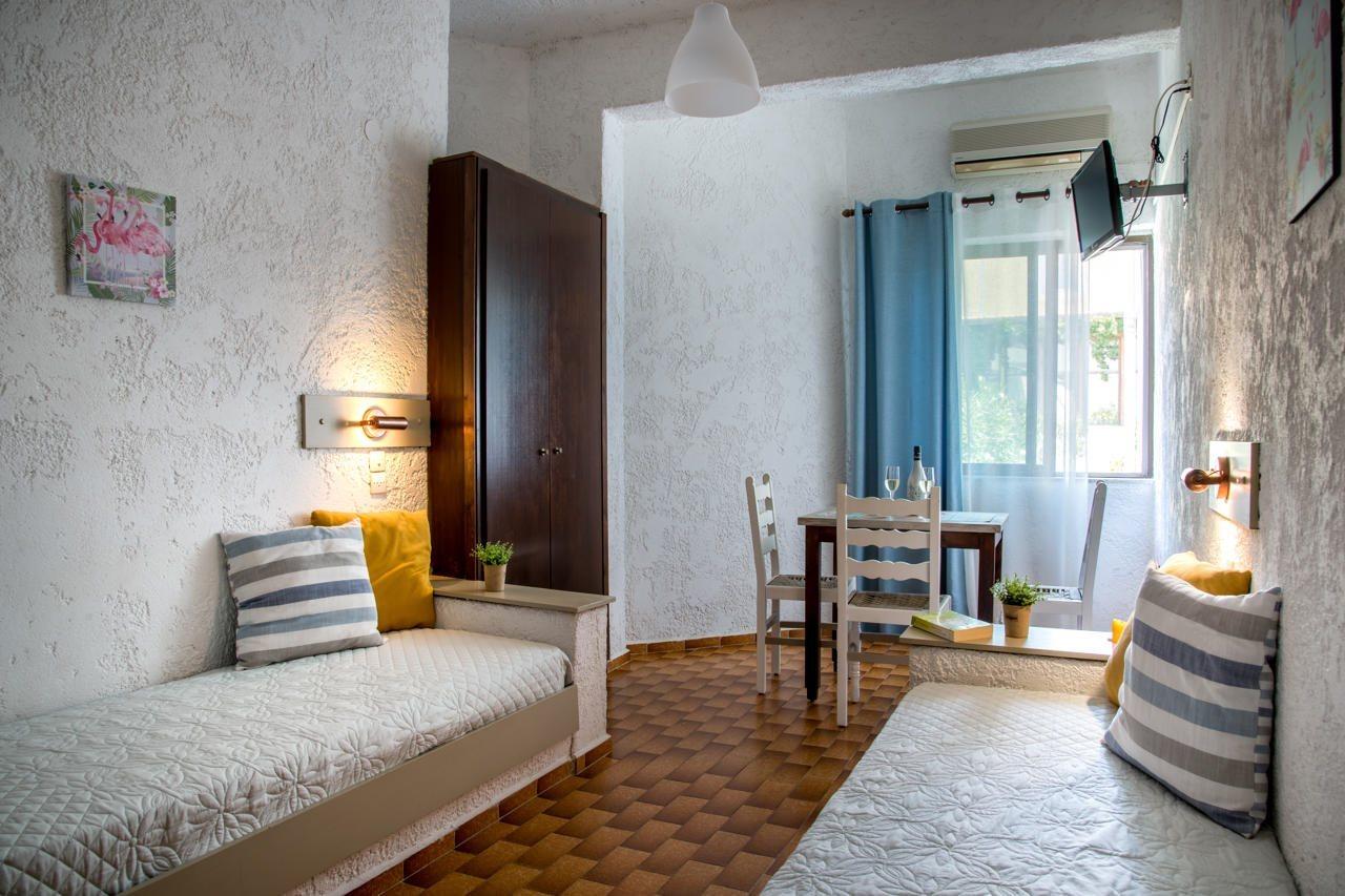 Amazona 3* Agia Pelagia (Crete)