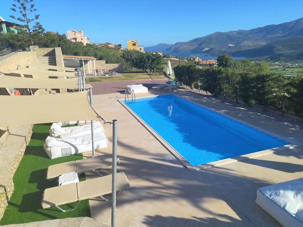 Lagoon View - Adults Only