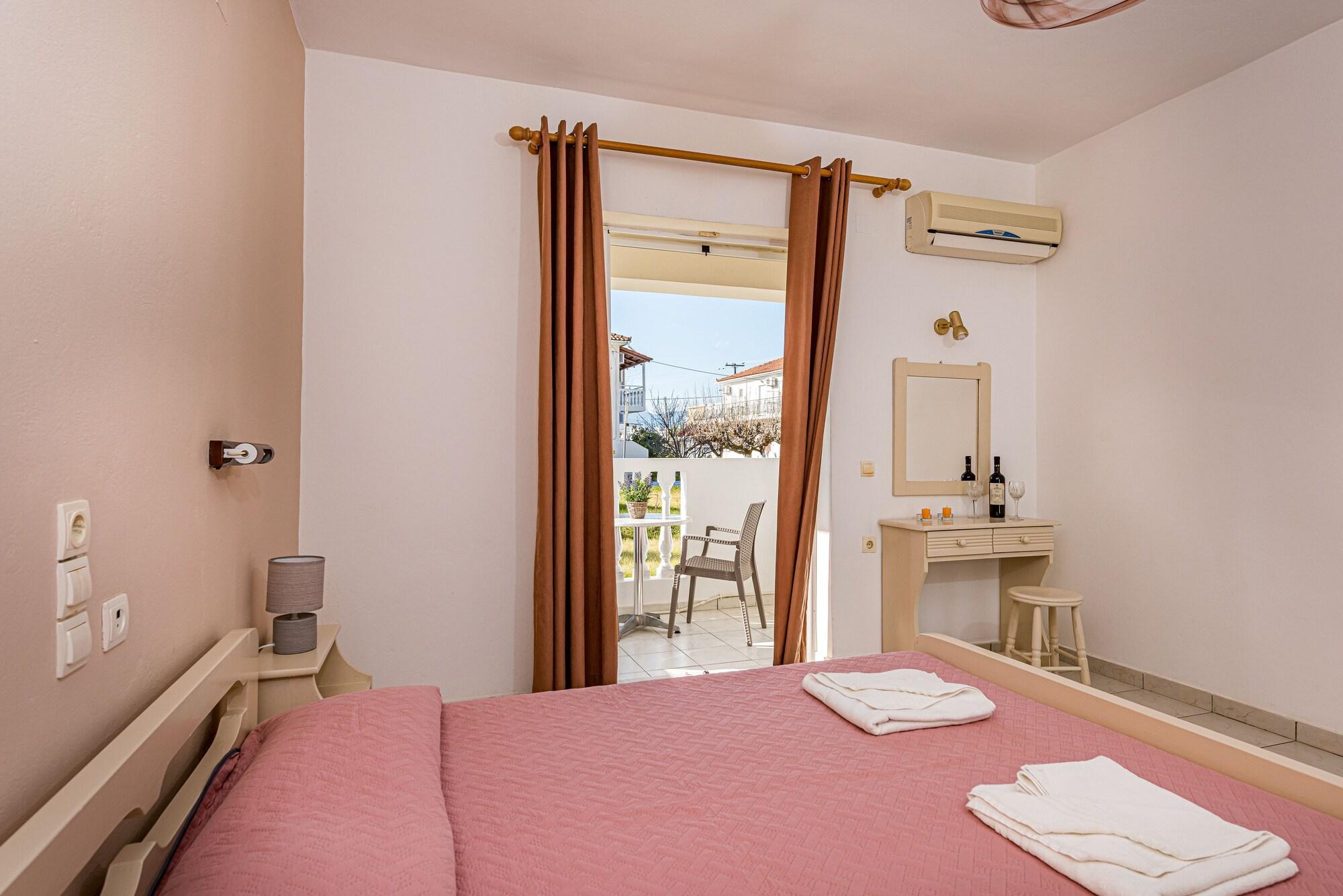 Aparthotel Tassia For Families & Couples (adults Only) 2*