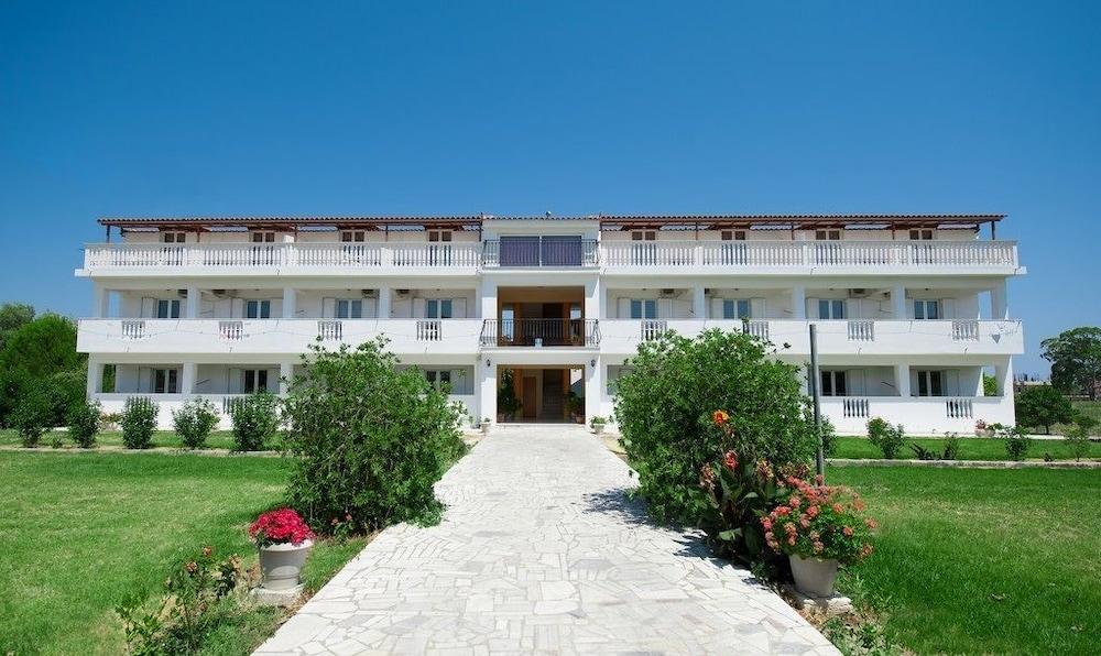 Tassia For Families & Couples (adults Only) 2* Laganas