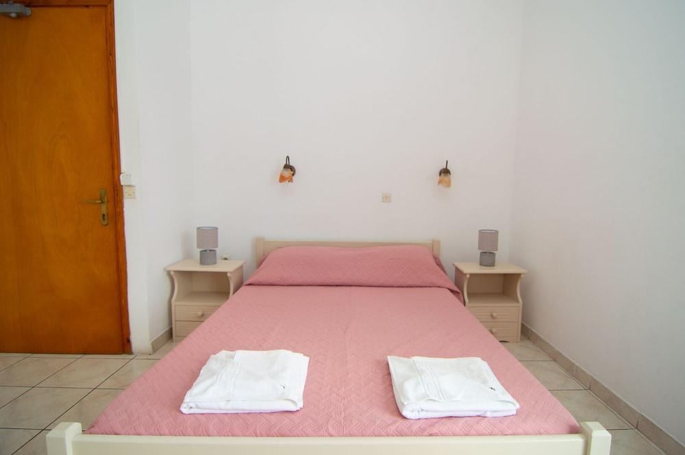 Aparthotel Tassia For Families & Couples (adults Only)