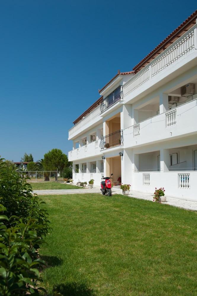 Tassia For Families & Couples (adults Only) Aparthotel Laganas
