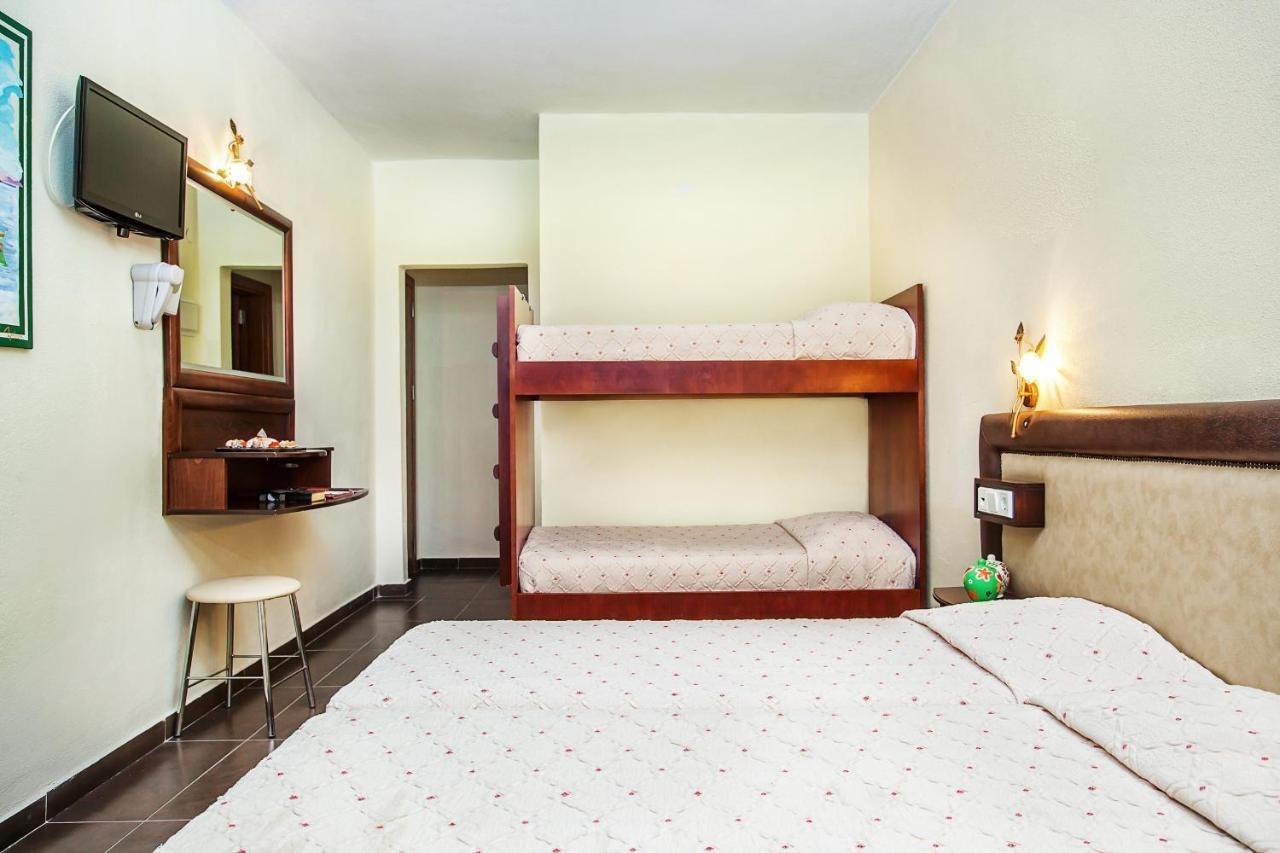 Hotel Elinotel Polis