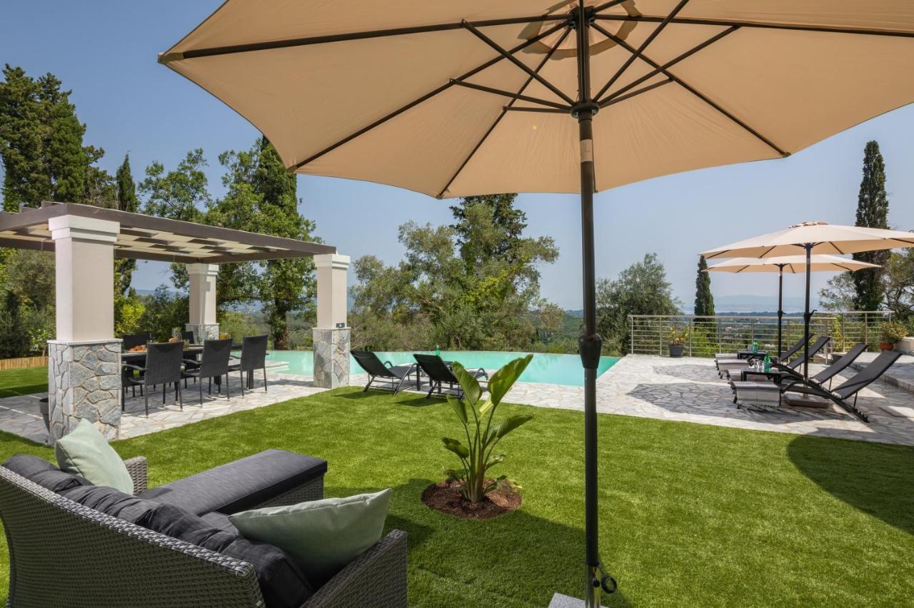 Villa Tolena *