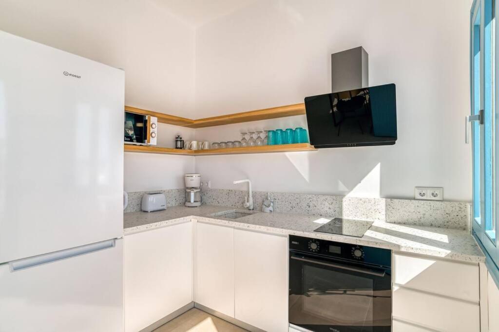 Kamara House - 200m From Port Naousa (Paros)