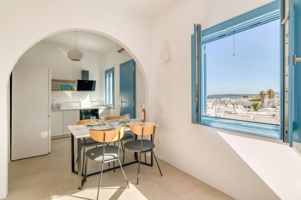 Kamara House - 200m From Port * Naousa (Paros)