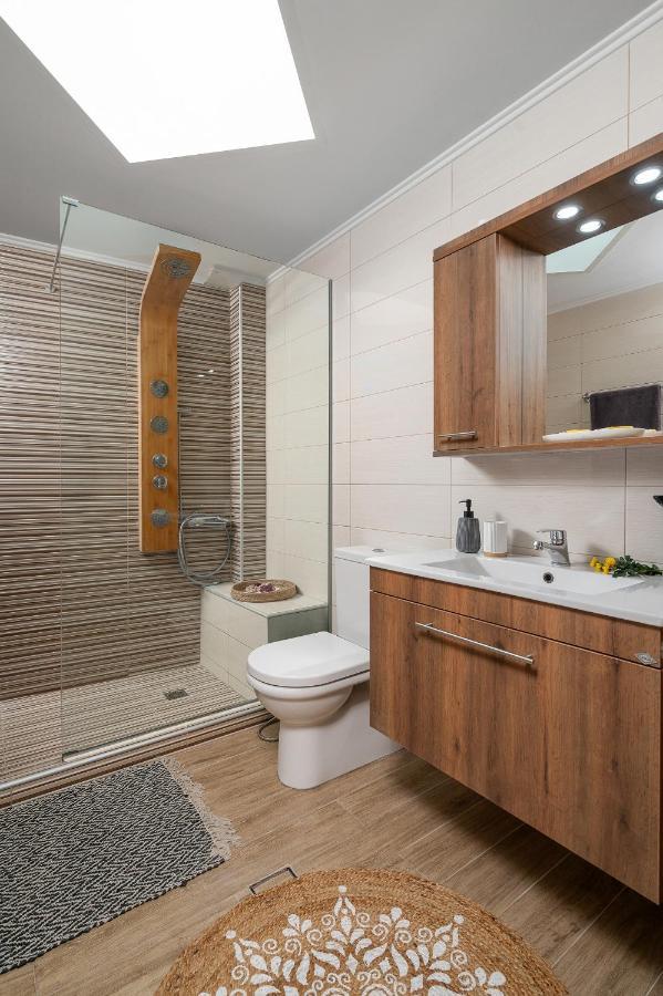 Avra Summer Living _ Private Jacuzzi _ Stepstosea
