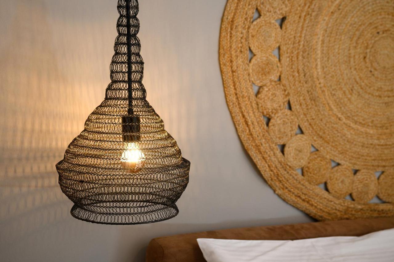 Avra Summer Living _ Private Jacuzzi _ Stepstosea Apartment *