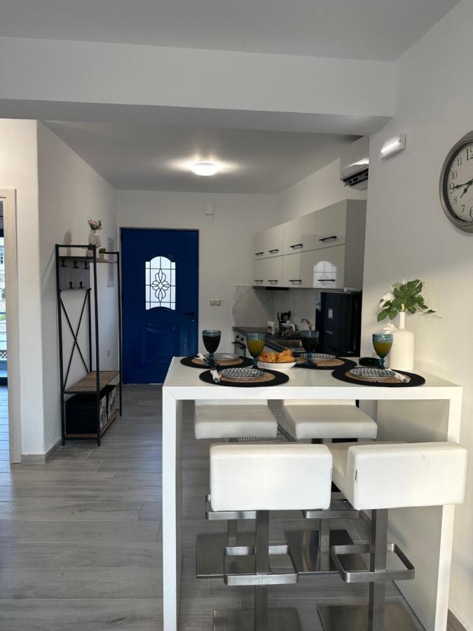 Kato Apartment Zaros