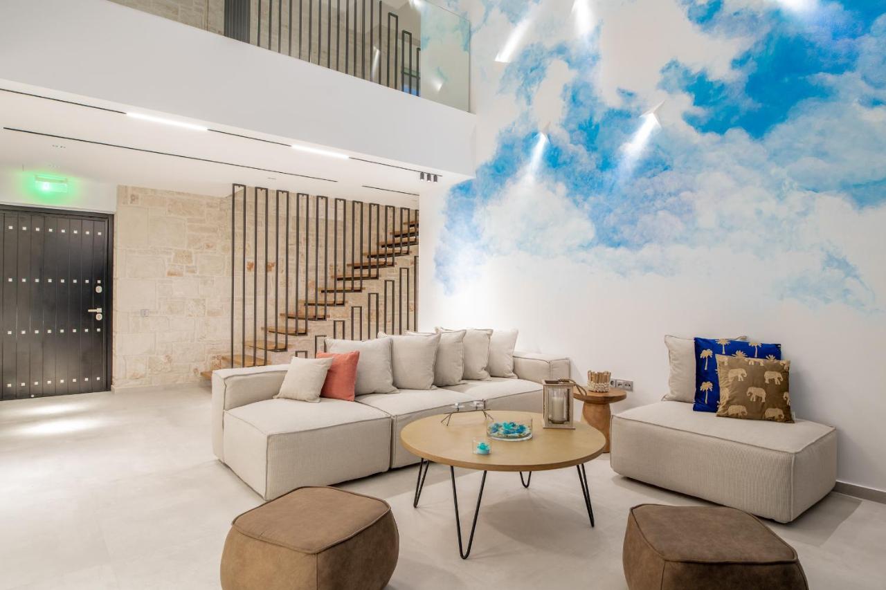 Sky Birds - Holistic Escape Apartment