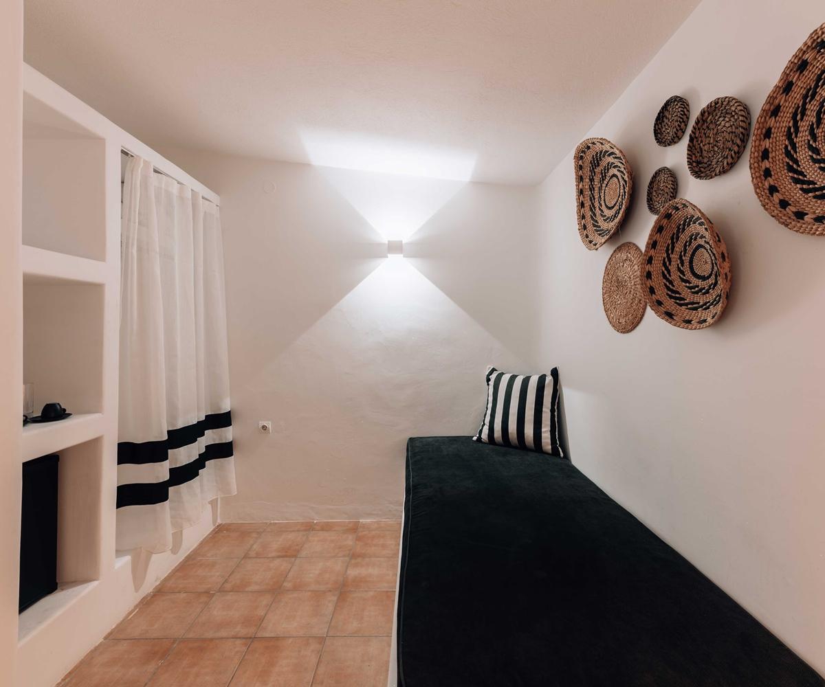 Mr & Mrs White Mykonos 4*