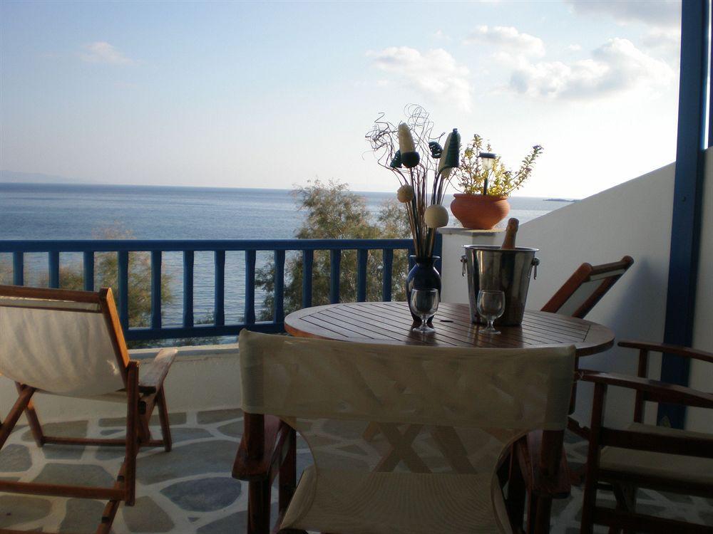 Hotel To Kyma