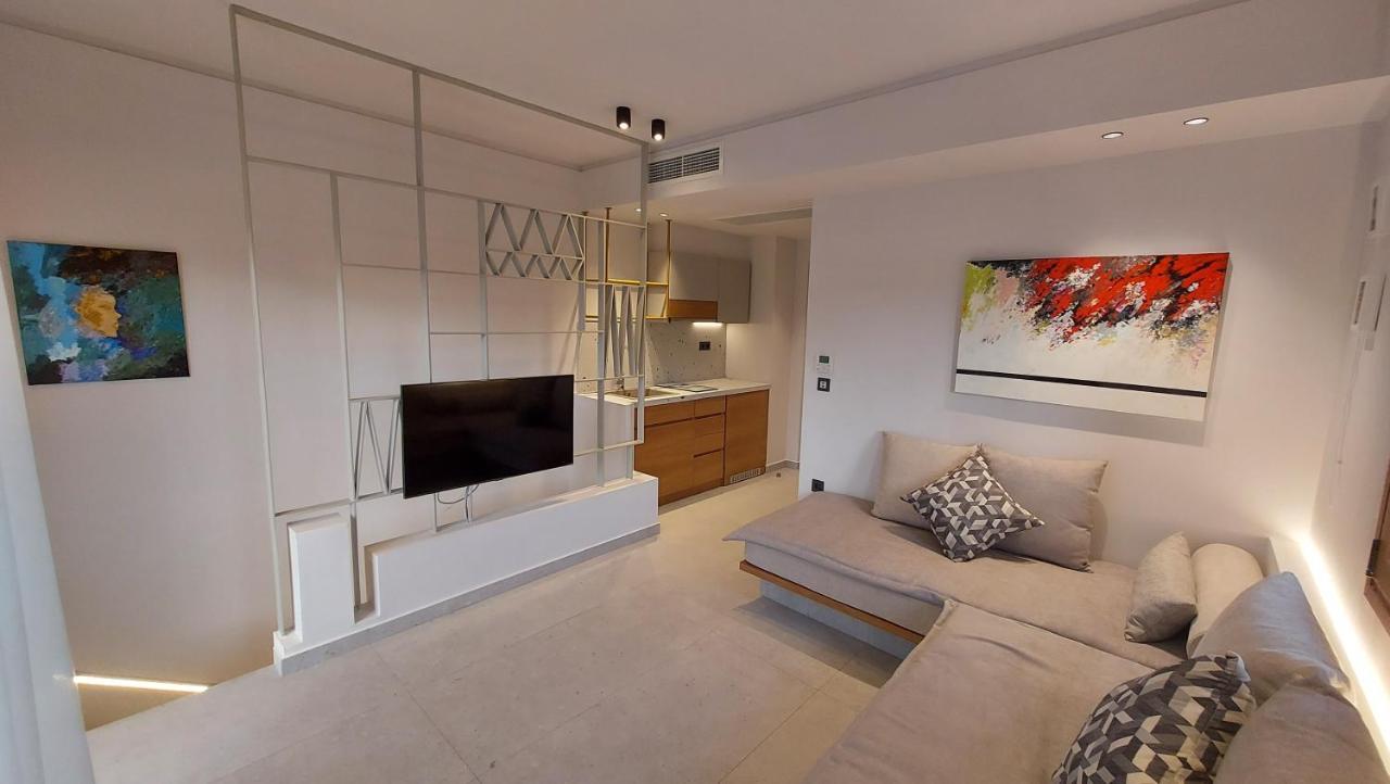 Kynara Elegant Living Aparthotel Ierissos