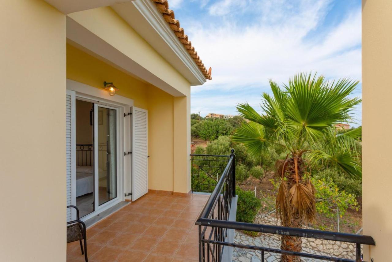 Skala Yellow Villa Spathion