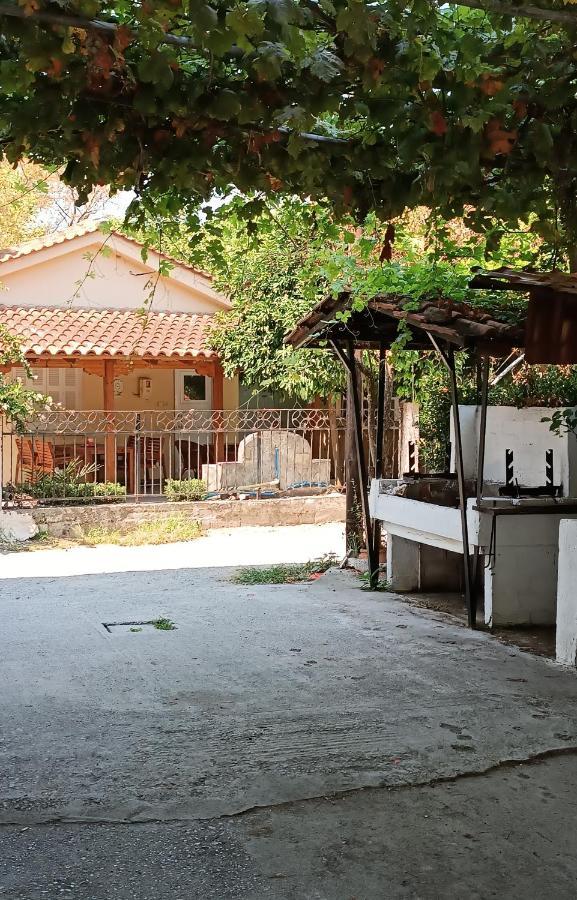 Niki Sea View Attic Apartment Platamonas