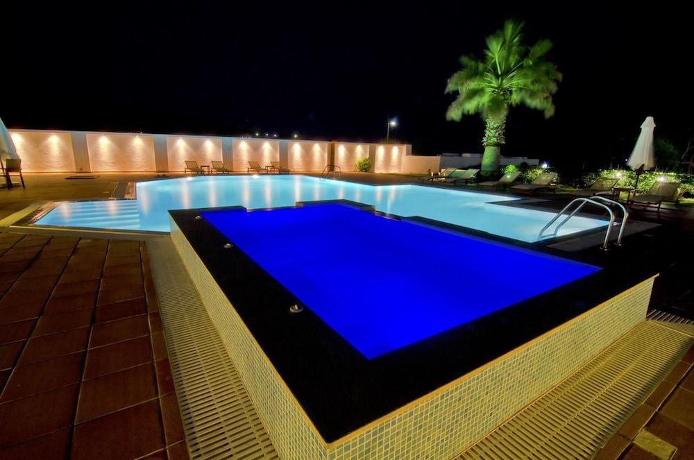 Hotel Maltezana Beach Hotel