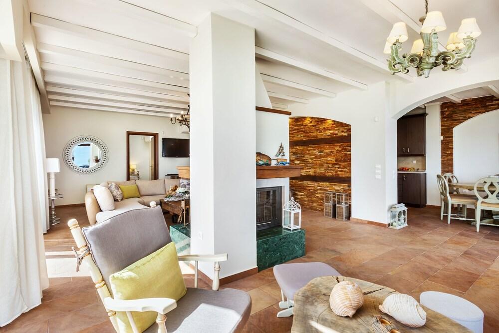 Apartment D'oro - Luxury & Paliouri