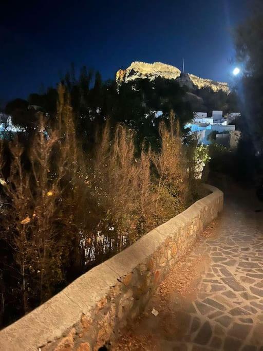 Gem * Lindos (Rhodes)