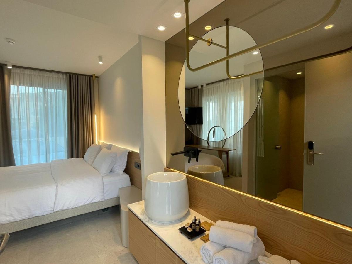 Hotel Balance