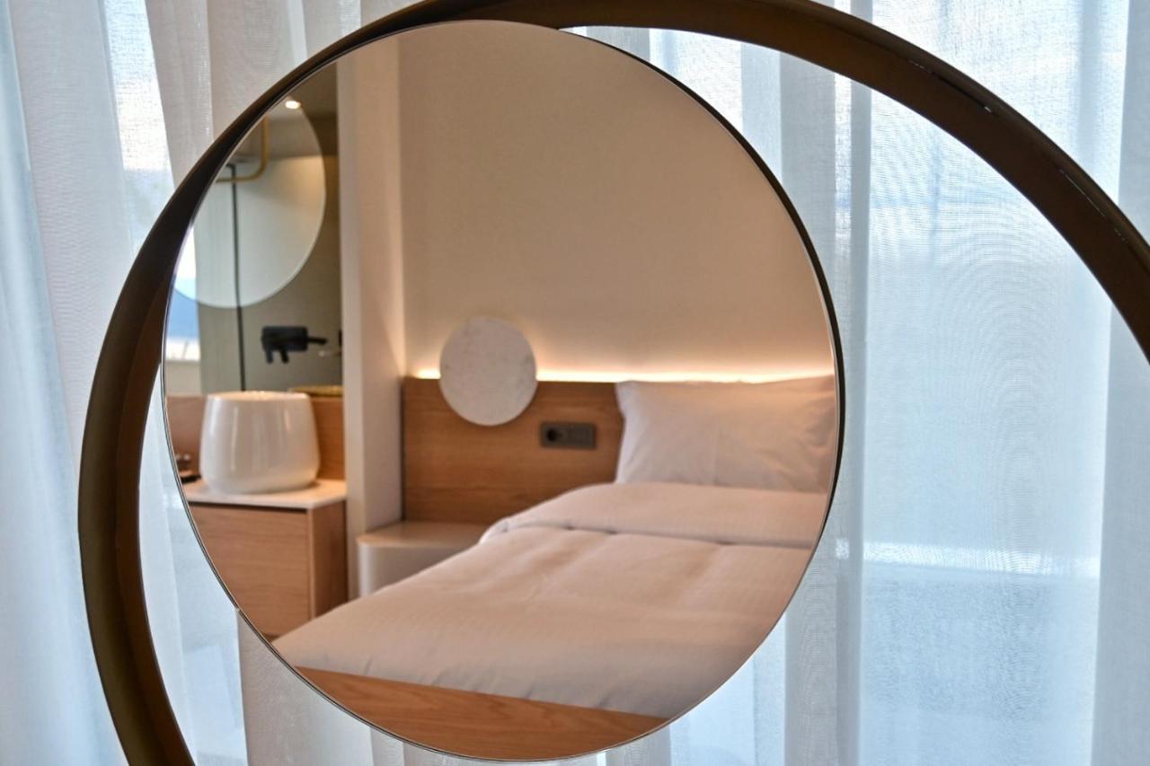 Hotel Balance