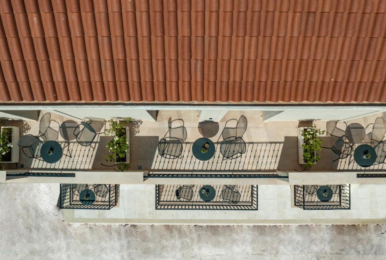 Essence Aparthotel Argostoli (Kefalonia)