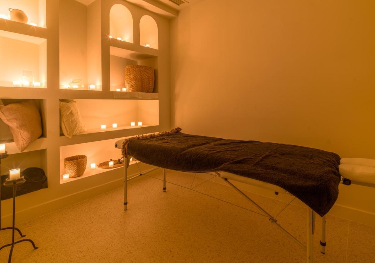 Essence Aparthotel *