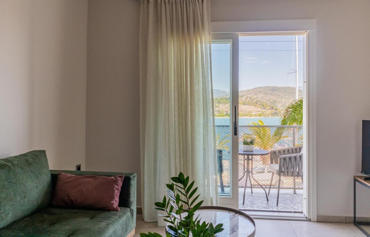 Apartment Chelmis Sea Front - Atlantis Argostoli (Kefalonia)