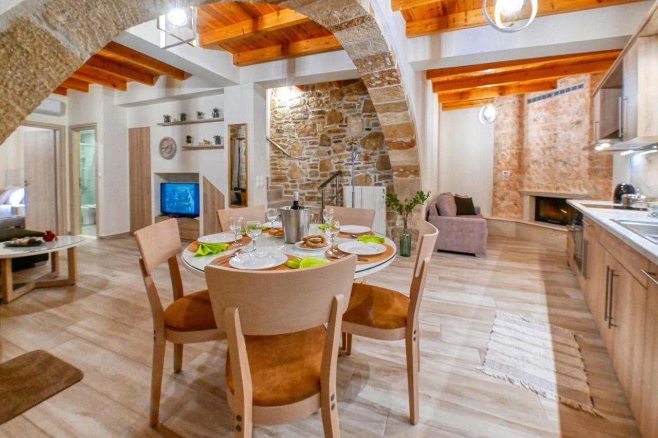Petros Luxury Traditional House - *