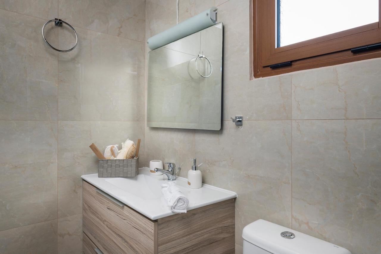 Seaview Ormos, Heated Pool, Sea & Sun Villa