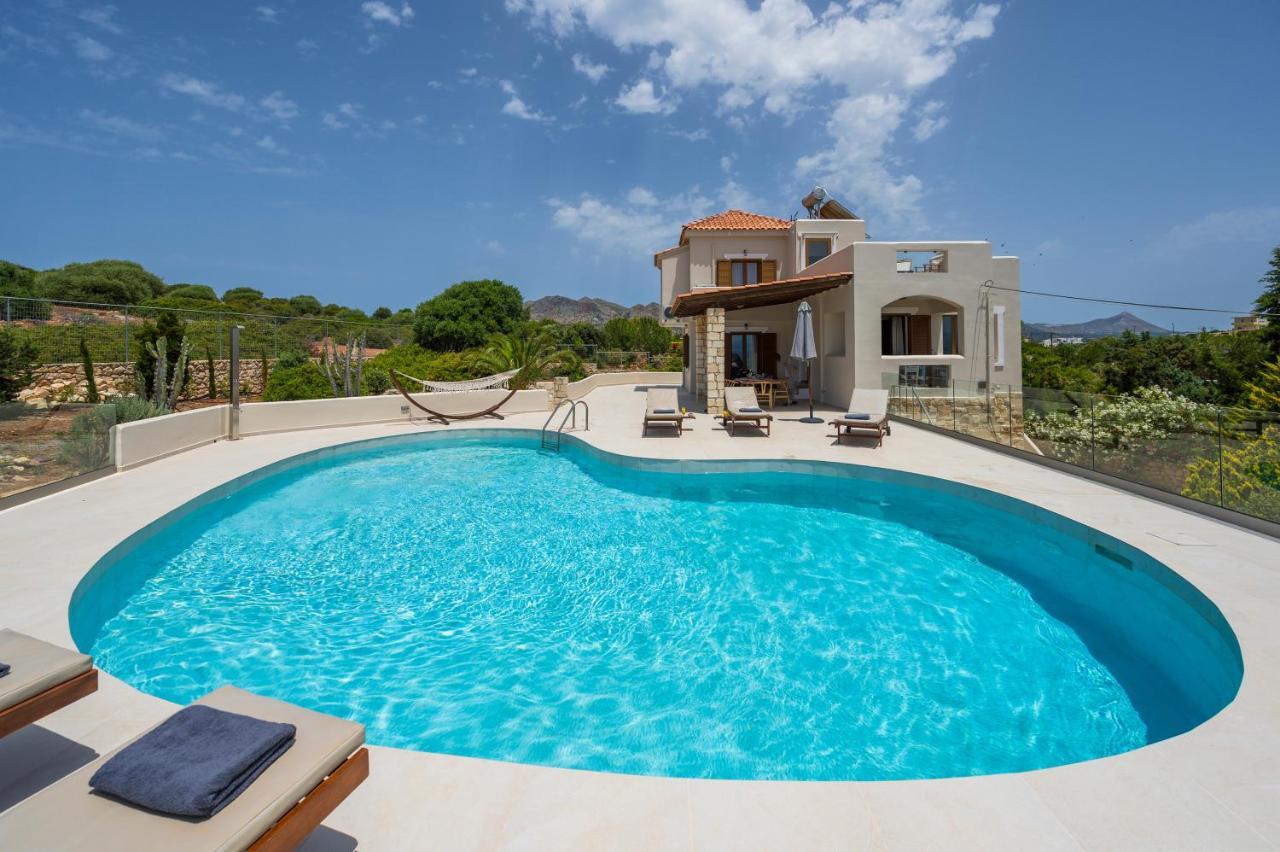 Seaview Ormos, Heated Pool, Sea & Sun Villa *