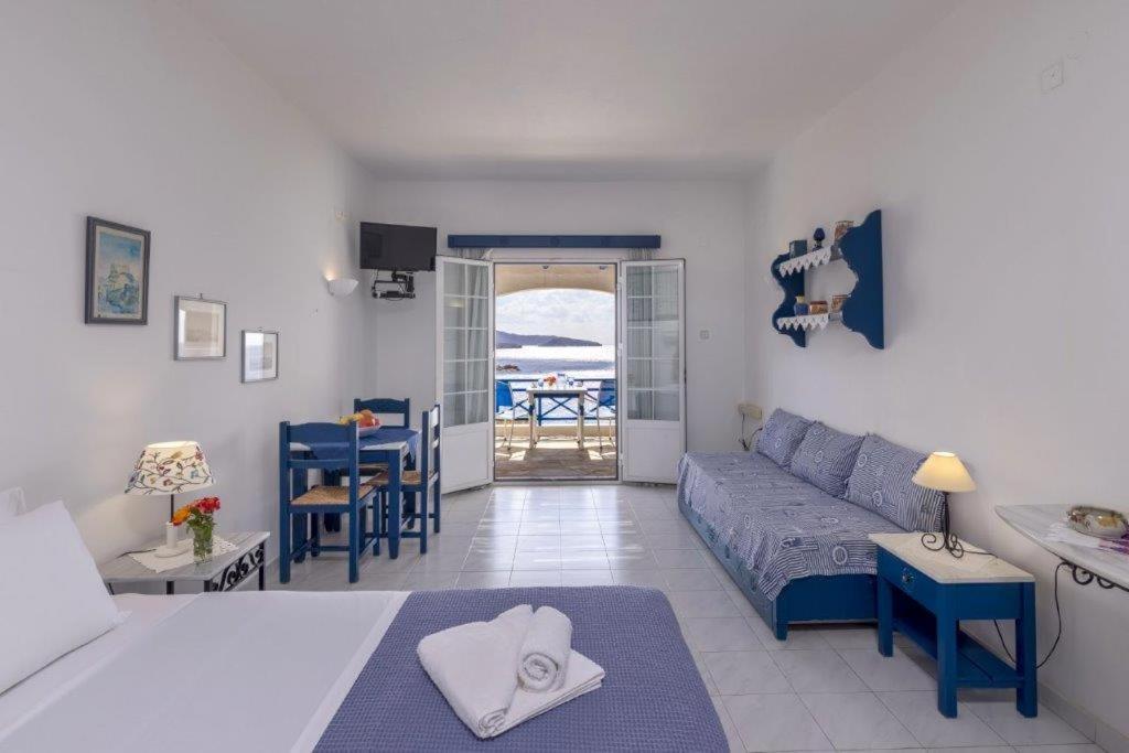 Sea View Apartment *