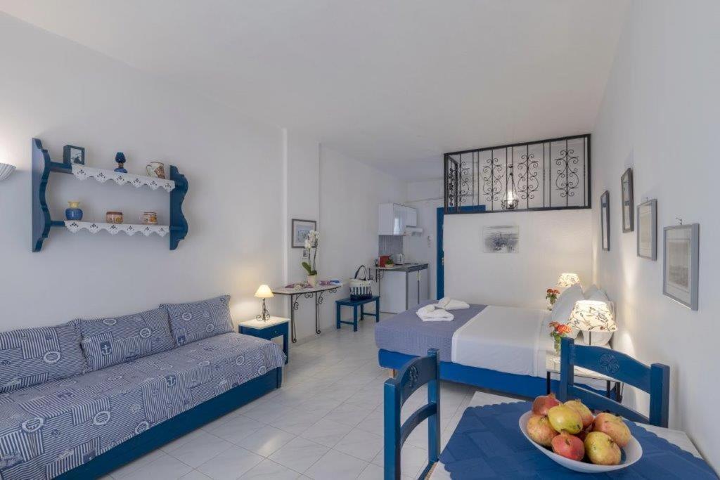 Sea View * Finikas (Syros)