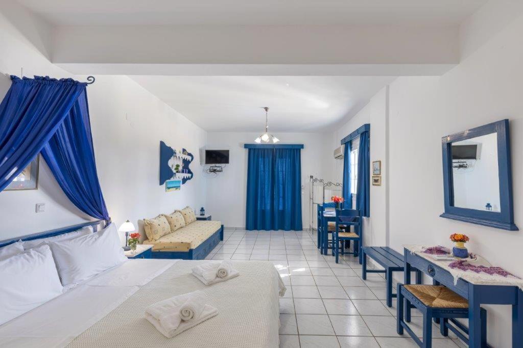 Sea View Apartment Finikas (Syros)