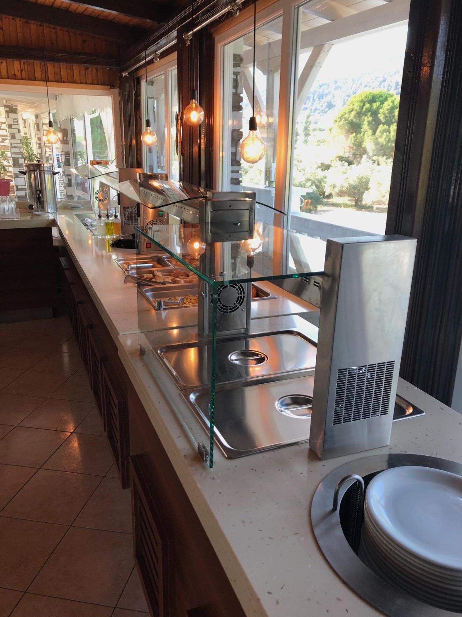 Diaporos Hotel 3*