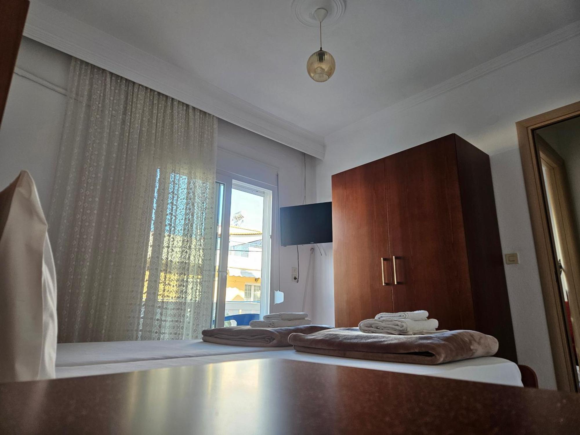 Leonidas Apartment Nea Peramos (Macedonia)