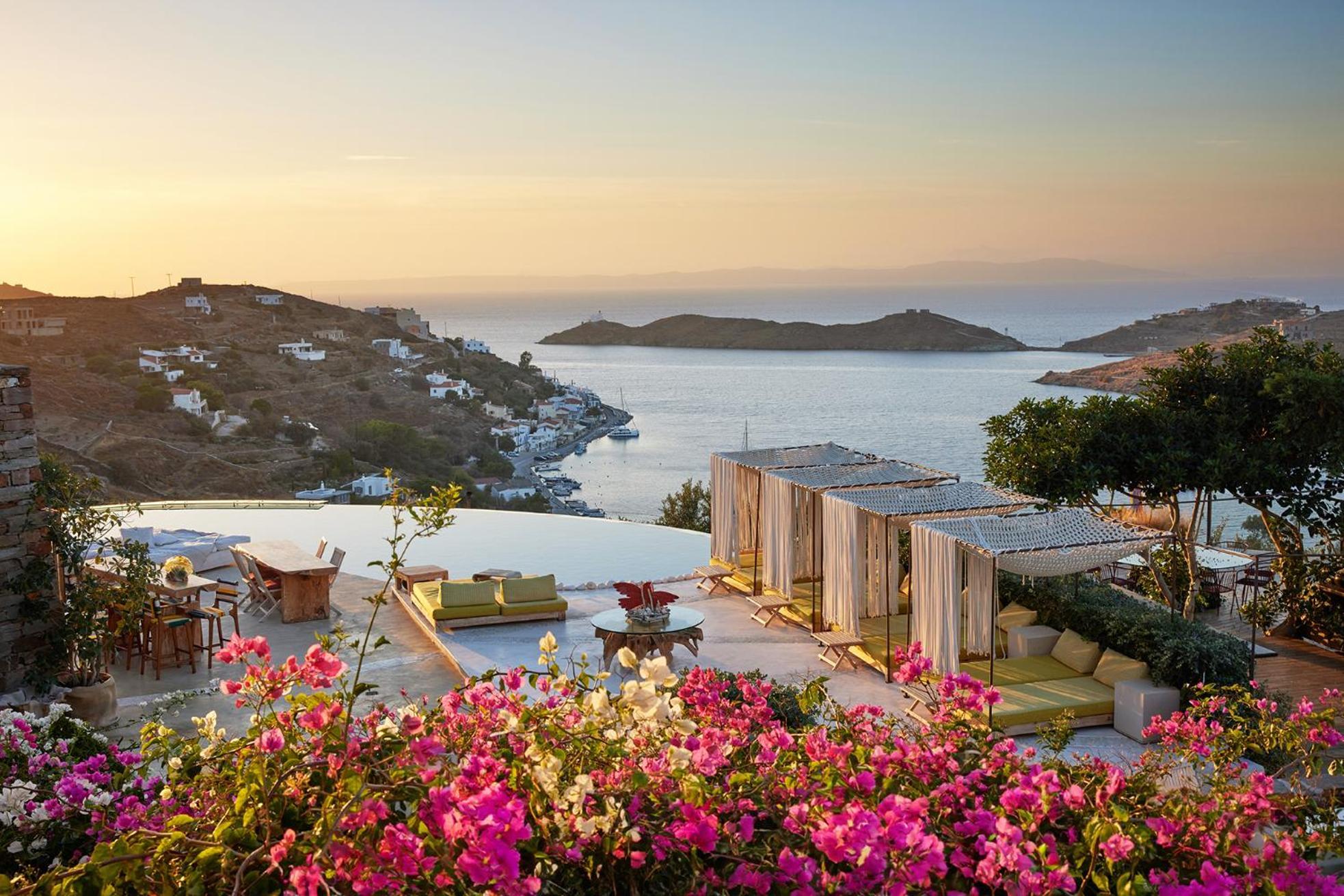 Aigis Kea Hotel 4*