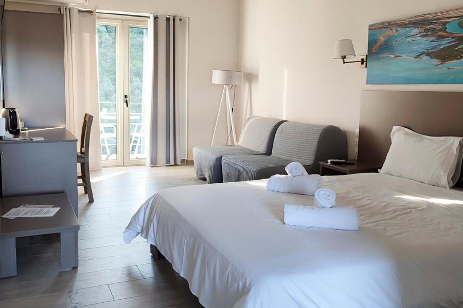 Socrates Organic Village - Wild Olive Apartment Missolonghi