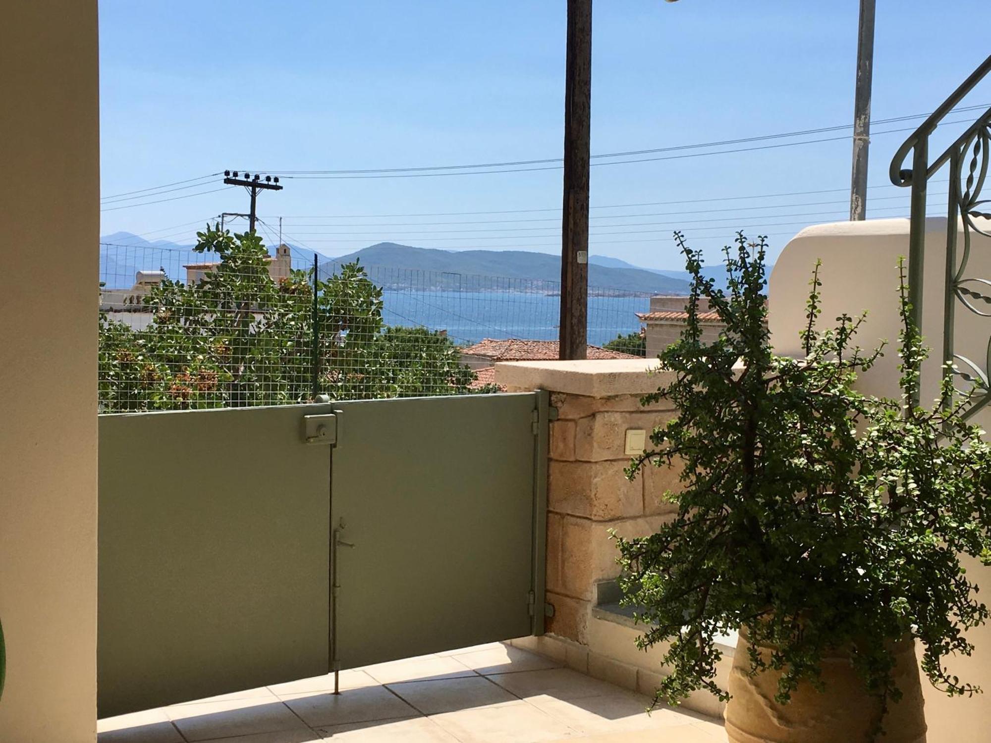 Town By Relax In Greece Apartment Aegina